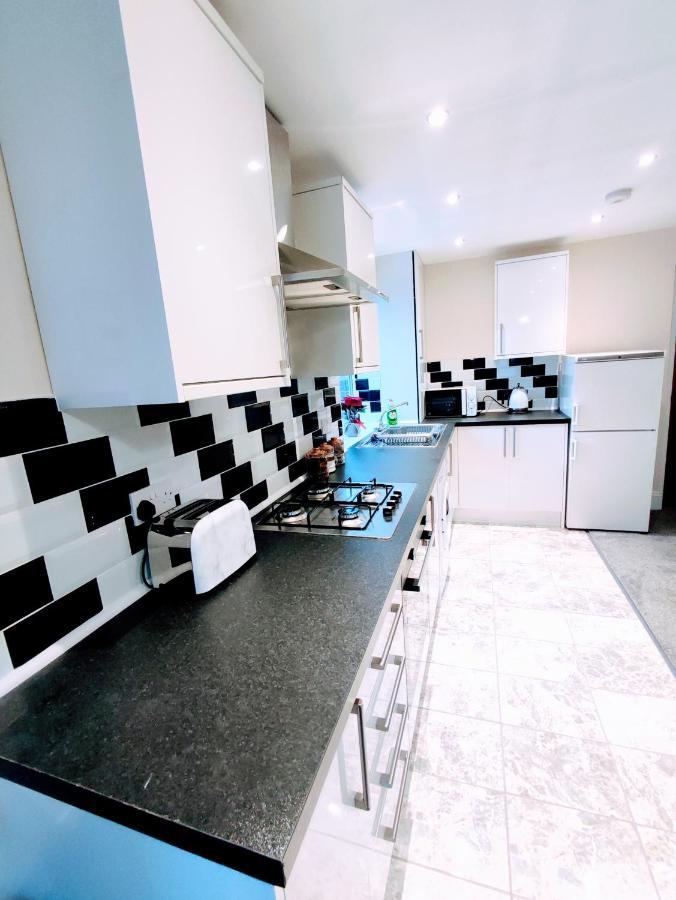 Crystal Suite 2 -Free Private Parking North Shields Extérieur photo
