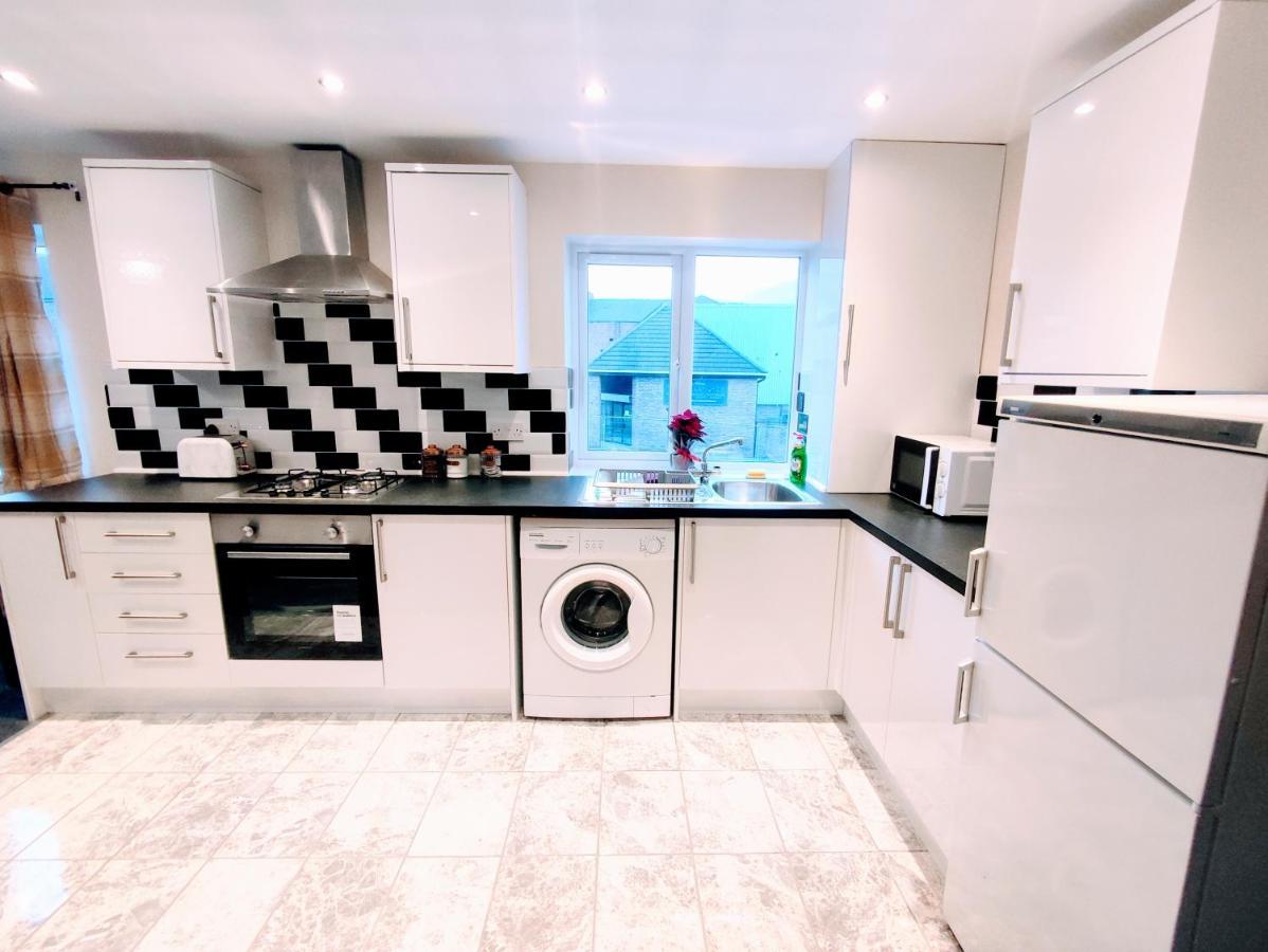 Crystal Suite 2 -Free Private Parking North Shields Extérieur photo